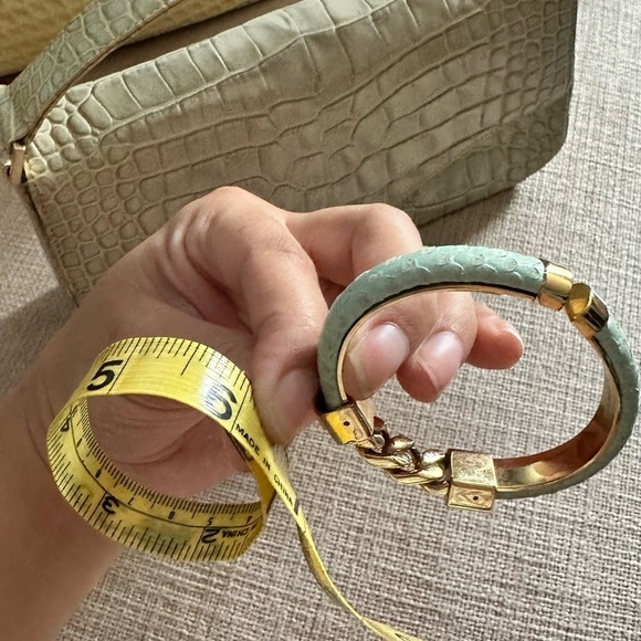 Henri Bendel Gold Chain Bracelet Snake Embossed leather Bracelet cuff bracelet - Picture 3 of 14